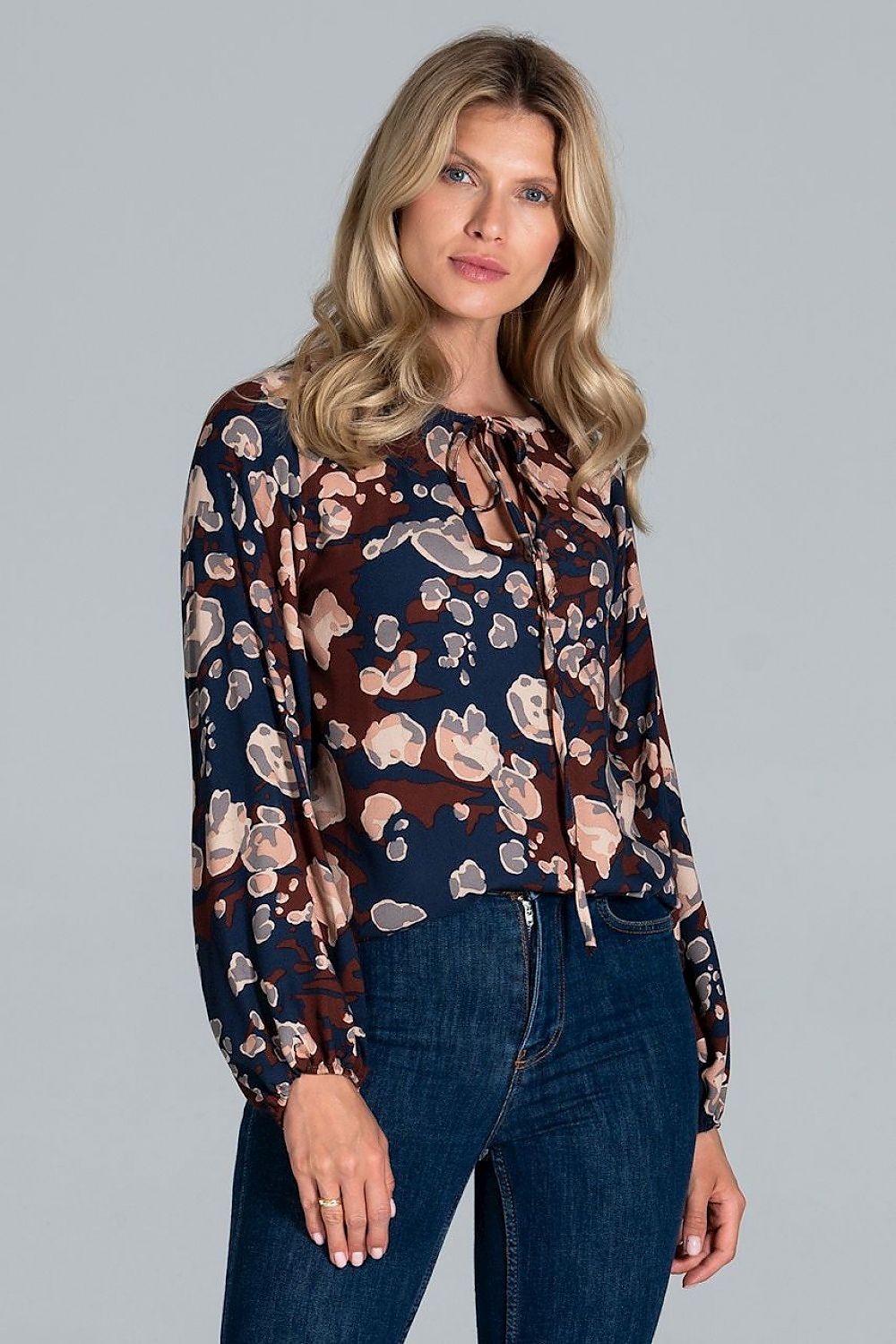 Blouse model 157545